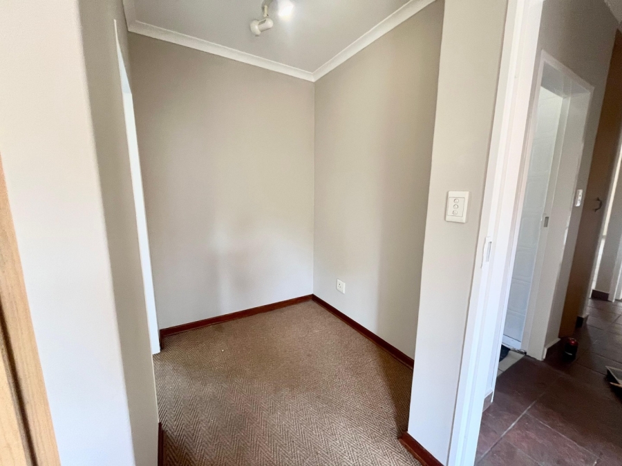 To Let 3 Bedroom Property for Rent in Protea Park North West